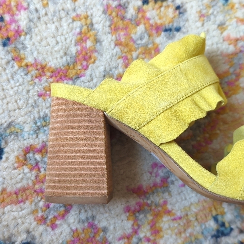 Free People Rosie Ruffled Suede Leather Open Toe Heeled Sandals Chartreuse 36 - Picture 9 of 16
